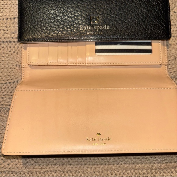 Kate Spade Black Southport Avenue Sandra Leather Wallet - Picture 6 of 15